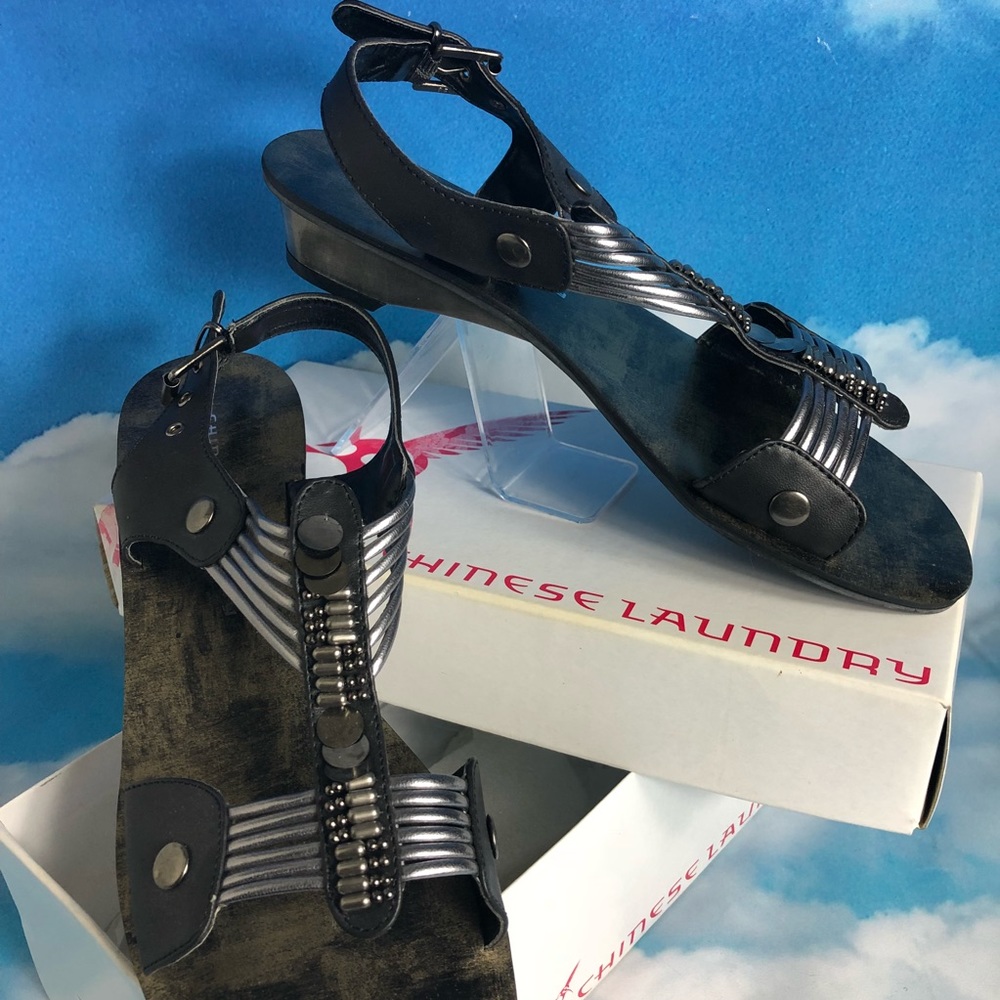 SOLD ‼️Black Gray Gladiator Sandals Low Heel Vicky